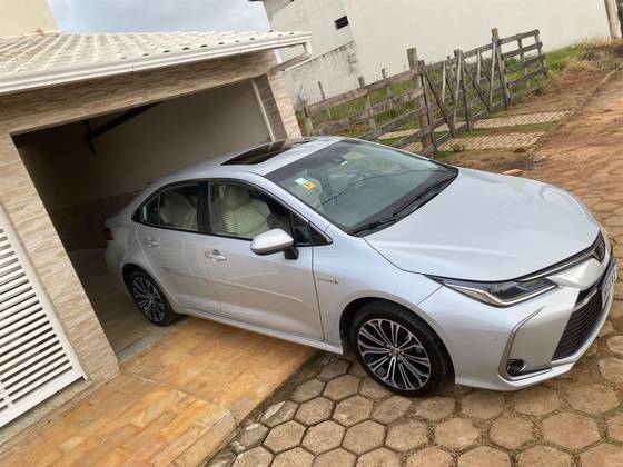 TOYOTA COROLLA 1.8 VVT-I HYBRID FLEX ALTIS PREMIUM CVT TOYOTA COROLLA 1.8 VVT-I HYBRID FLEX ALTIS PREMIUM CVT